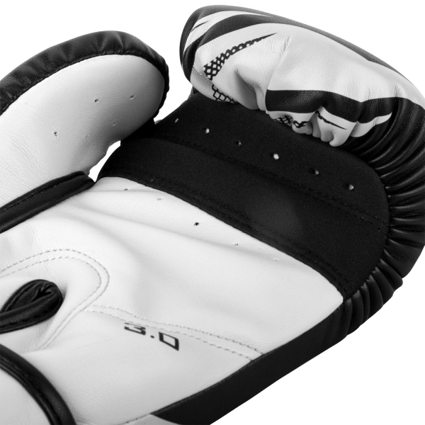 VENUM boxerské rukavice Challenger 3.0 černá bílá inside 2