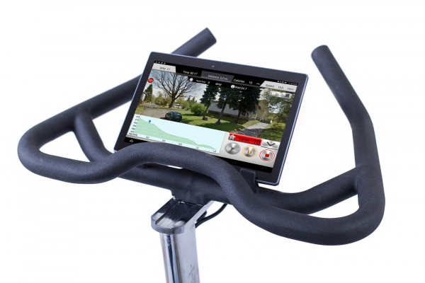 Cyklotrenažér Housefit Racer 70 iTrain app