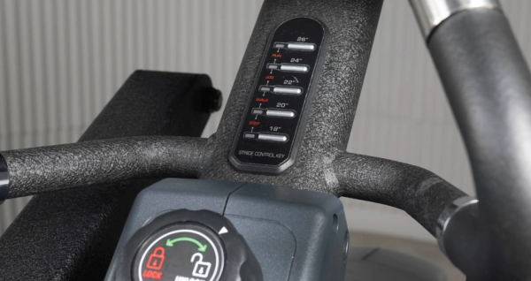 Eliptický trenažér BH Fitness Movemia EV1000 nastavení délky kroku
