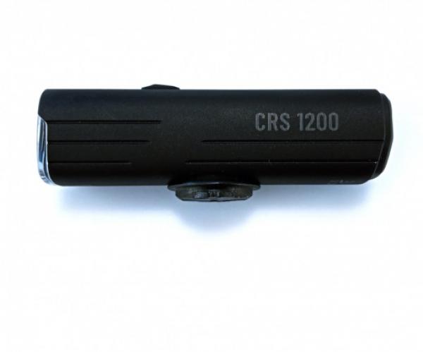 Crussis CRS 1200 přední světlo 2021 z boku2