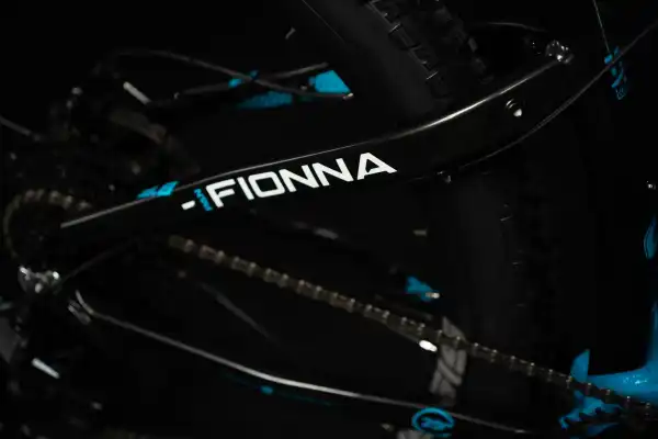 Crussis PAN-Fionna 9.8-M zadní kolo