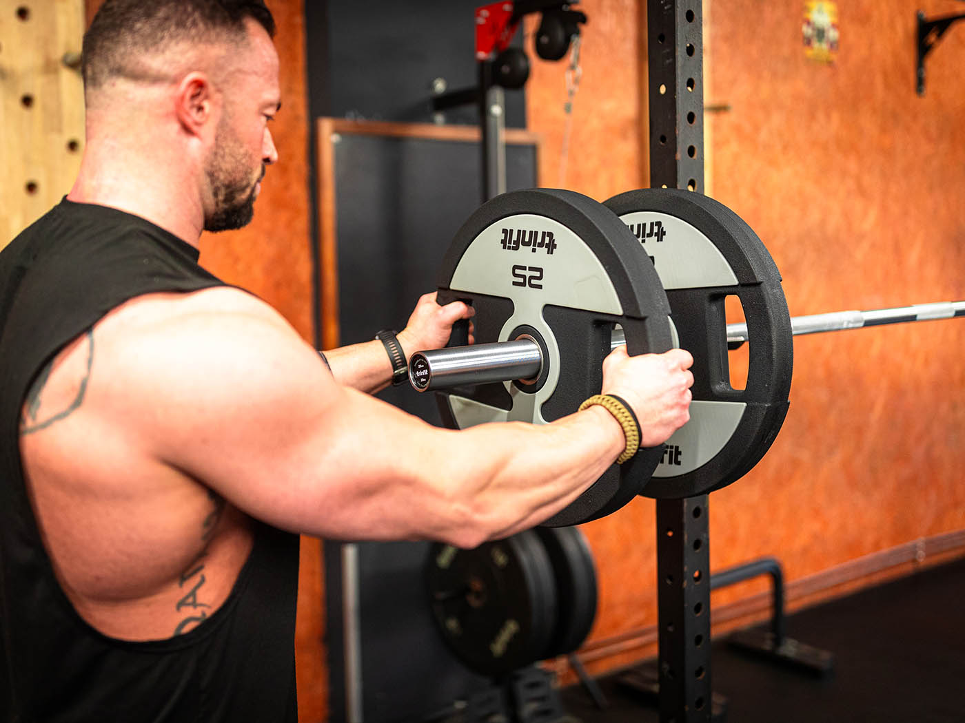 Olympijská osa TRINFIT 2200 mm POWERLIFTING nakládání kotoučů